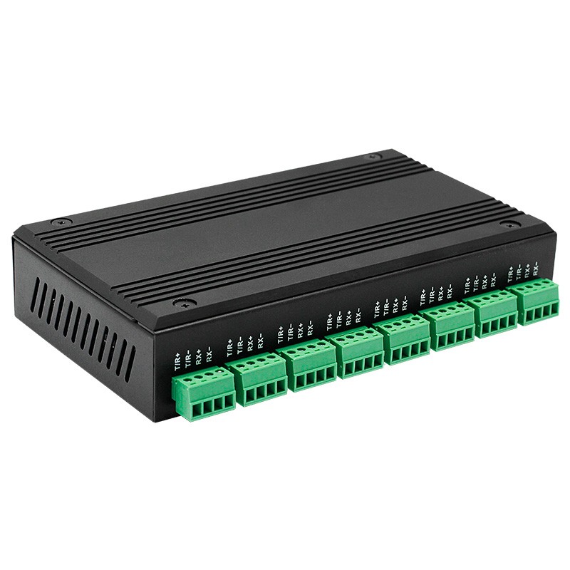 8口隔離型串口服務器
